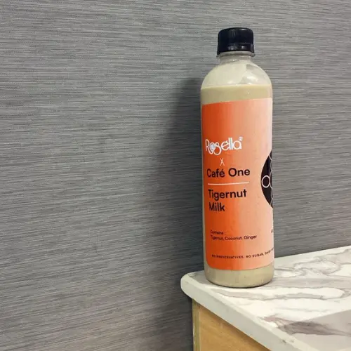 Tigernut Milk (Cafe One x Rosella)